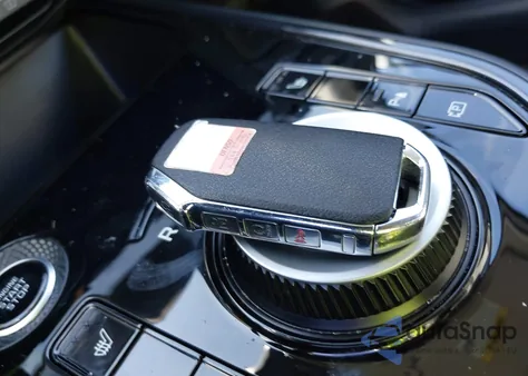 2025 Kia Niro Plug-In Hybrid Ex z USA, uszkodzony, nr VIN KNDCS3LF8S5235888